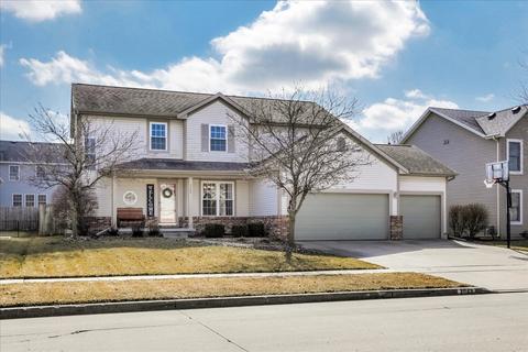 3043 Grey Hawk Dr, Normal, IL 61761 photo 1