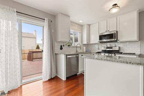 2803 Stonebridge Dr, Plainfield, IL 60586 photo 5