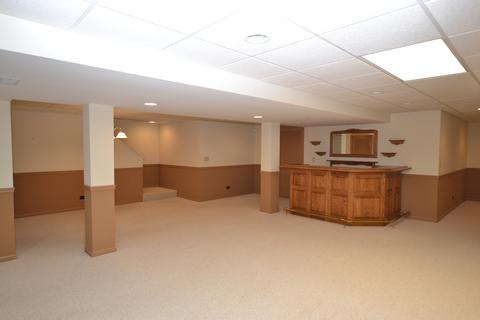 7115 Burning Tree Dr, Mchenry, IL 60050 photo 19