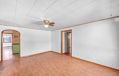 242 2nd St, Elgin, IL 60123 photo 4