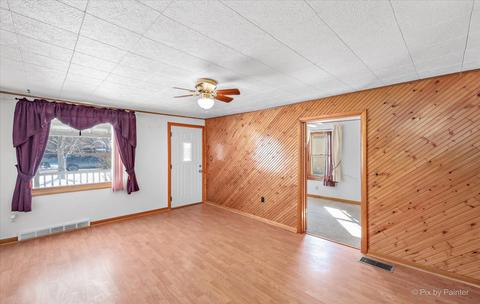 242 2nd St, Elgin, IL 60123 photo 5