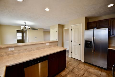 1648 Belclare Rd, Normal, IL 61761 photo 12