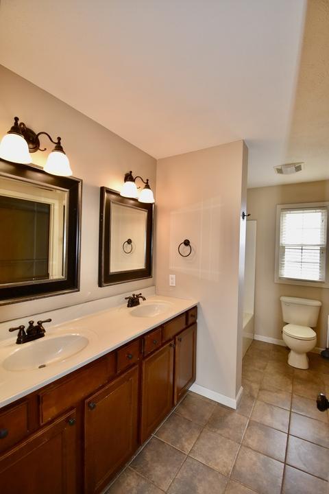 1648 Belclare Rd, Normal, IL 61761 photo 25