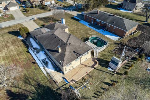 720 N 8th Ave, Addison, IL 60101 photo 3
