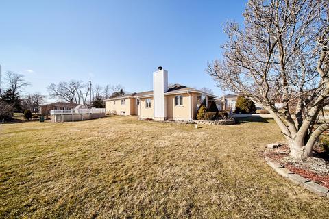 720 N 8th Ave, Addison, IL 60101 photo 11