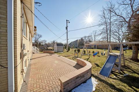 720 N 8th Ave, Addison, IL 60101 photo 10