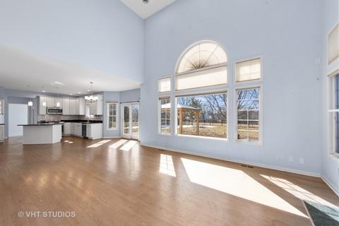 1250 Ivy Ln, Algonquin, IL 60102 photo 8