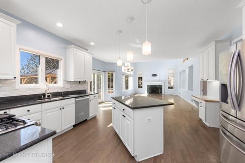 1250 Ivy Ln, Algonquin, IL 60102 photo 4