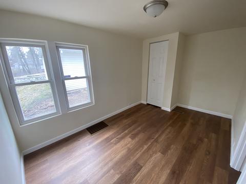 1108 Front St, Henry, IL 61537 photo 9