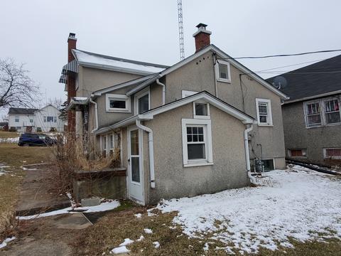 214 E 2nd St, Spring Valley, IL 61362 photo 3