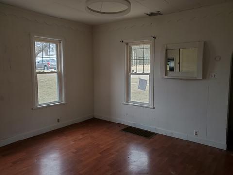214 E 2nd St, Spring Valley, IL 61362 photo 9