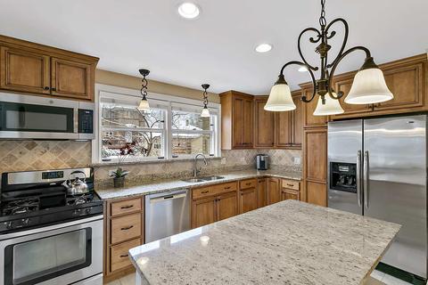 30 S Herbert Rd, Riverside, IL 60546 photo 3