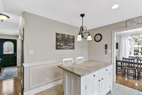 30 S Herbert Rd, Riverside, IL 60546 photo 4