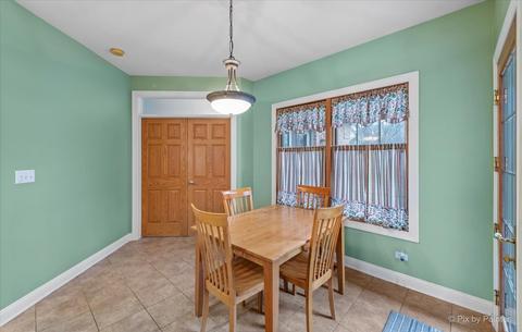 208 S Emerald Dr, Mchenry, IL 60051 photo 13