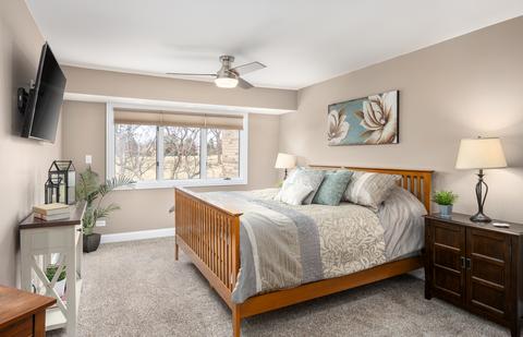 1758 Pebble Beach Dr, Hoffman Estates, IL 60169 photo 14
