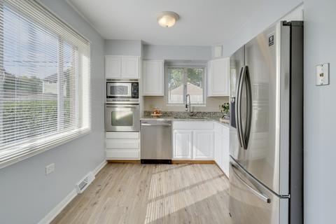 340 S Maple St, Mount Prospect, IL 60056 photo 15