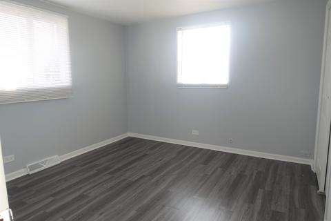 340 S Maple St, Mount Prospect, IL 60056 photo 5