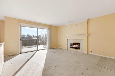 175 Lake Dr S, Algonquin, IL 60102 photo 4
