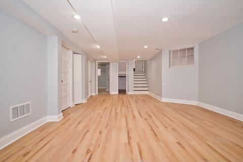 6440 N Artesian Ave, Chicago, IL 60645 photo 23