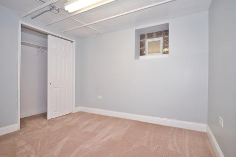 6440 N Artesian Ave, Chicago, IL 60645 photo 24