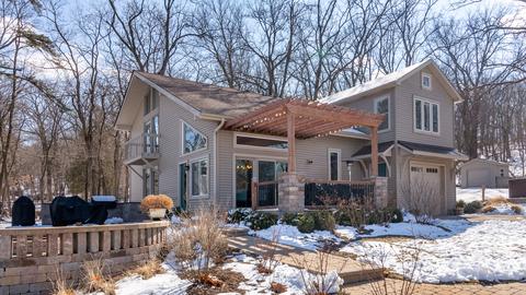 1001 N River Rd, Algonquin, IL 60102 photo 1