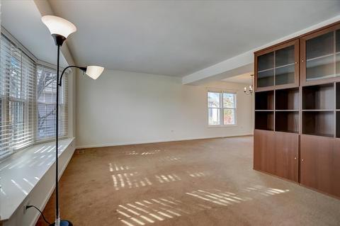 1130 Warington Ln, Hoffman Estates, IL 60169 photo 3