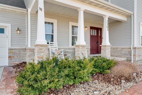 2303 Corrigan Way, Normal, IL 61761 photo 2