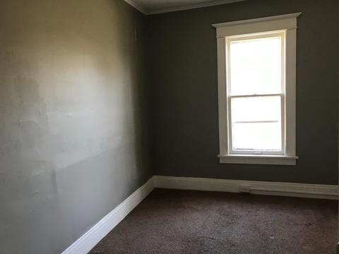 683 S Evergreen Ave, Kankakee, IL 60901 photo 5
