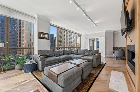 21 E Huron St #1306, Chicago, IL 60611 photo 3