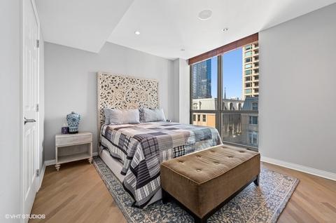 21 E Huron St #1306, Chicago, IL 60611 photo 13
