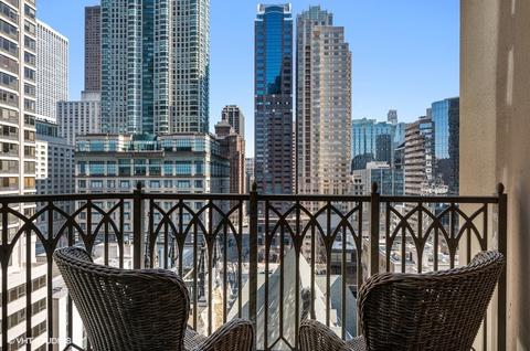 21 E Huron St #1306, Chicago, IL 60611 photo 16