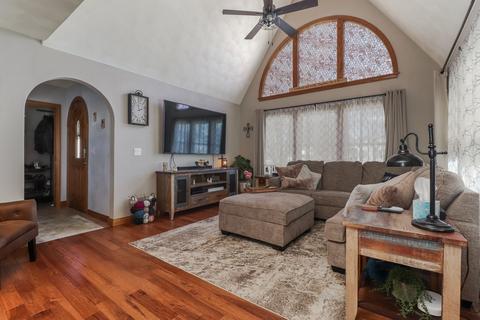 601 Elm St, Delavan, IL 61734 photo 7