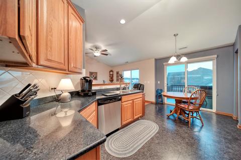 5924 Dublin Ct, Mchenry, IL 60050 photo 13