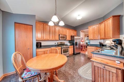 5924 Dublin Ct, Mchenry, IL 60050 photo 11