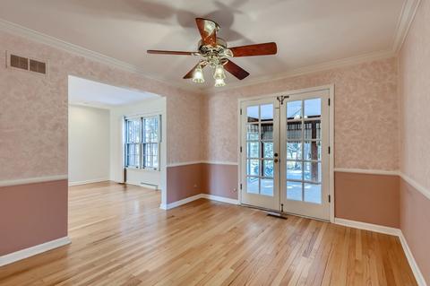 1016 Delles Rd, Wheaton, IL 60189 photo 6