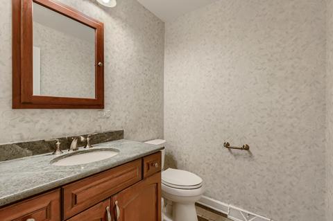 1016 Delles Rd, Wheaton, IL 60189 photo 13