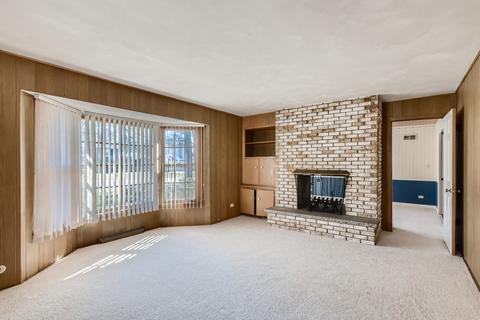 1016 Delles Rd, Wheaton, IL 60189 photo 8
