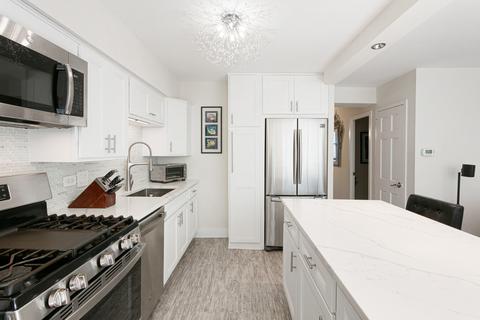 40 E Cedar St #3C, Chicago, IL 60611 photo 8