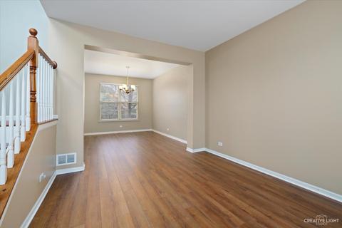 2784 Rourke Dr, Aurora, IL 60503 photo 4