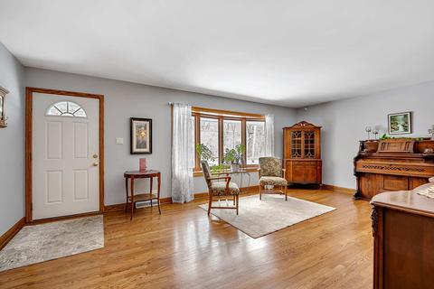 347 61st St, Willowbrook, IL 60527 photo 5