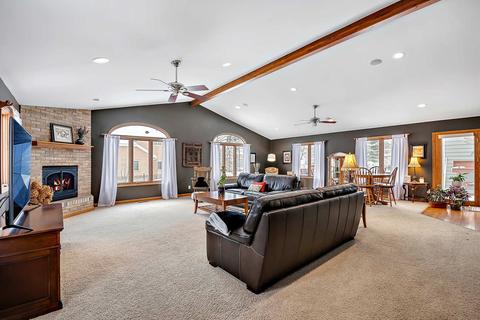 347 61st St, Willowbrook, IL 60527 photo 14