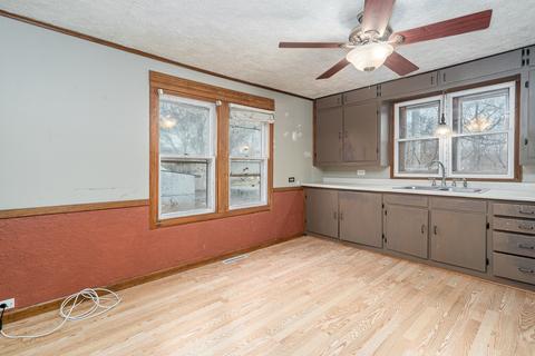 113 N Jackson St, Gardner, IL 60424 photo 12