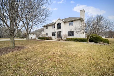 1470 Creekside Dr, Morris, IL 60450 photo 2