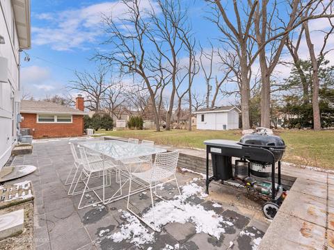 1619 E Illinois St, Wheaton, IL 60187 photo 21
