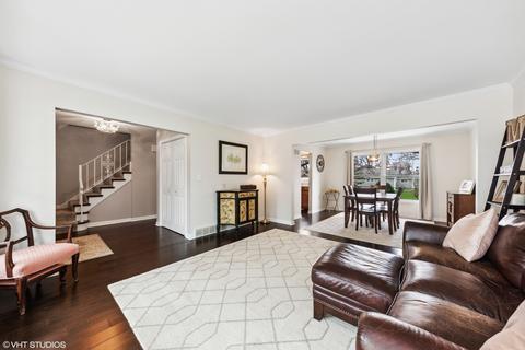308 Pinecroft Dr, Roselle, IL 60172 photo 5