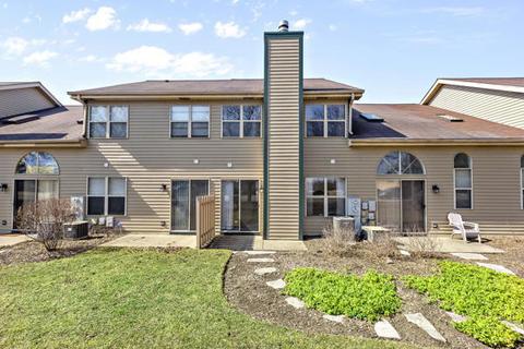 907 Ridgefield Ln, Wheeling, IL 60090 photo 14