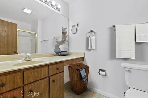 907 Ridgefield Ln, Wheeling, IL 60090 photo 9