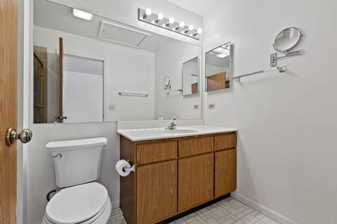 907 Ridgefield Ln, Wheeling, IL 60090 photo 12