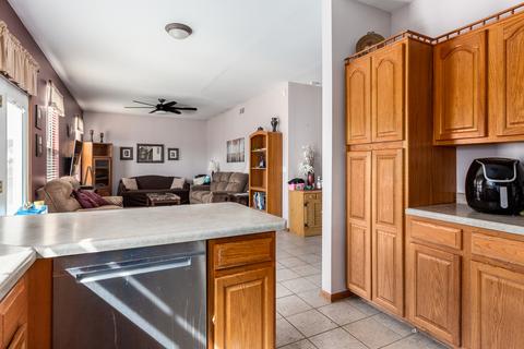 2115 Sanborn Cir, Plainfield, IL 60586 photo 8