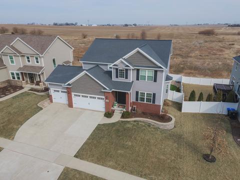 5206 Longfield Rd, Bloomington, IL 61705 photo 3